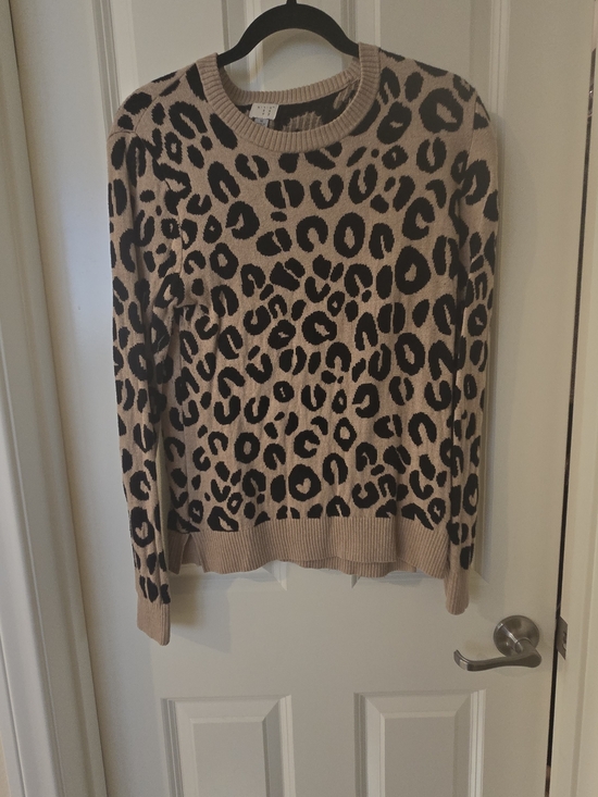 a new day Sweaters - a new day Leopard-Print Crewneck Sweater in Beige and Black